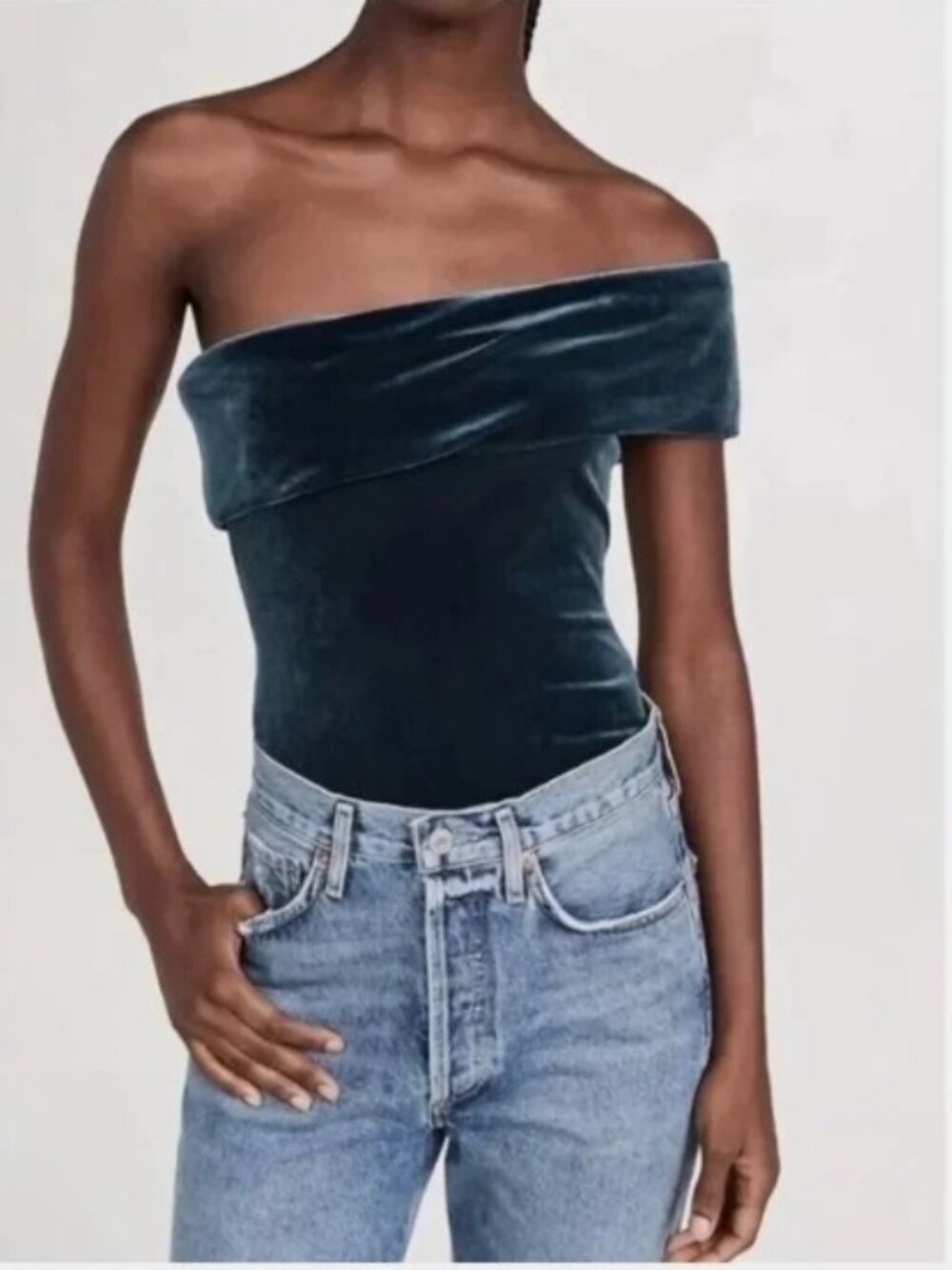 Agolde Bree Velvet Off the Shoulder Bodysuit Green Large